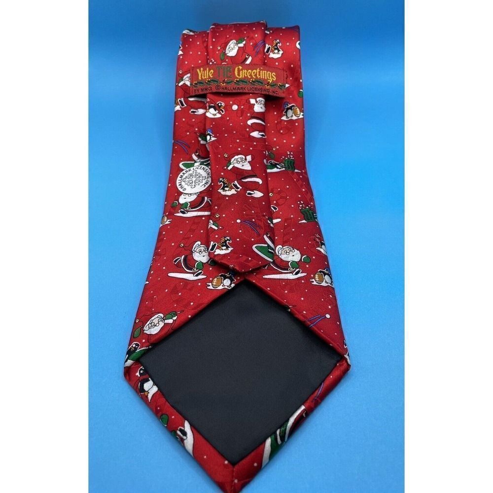 Christmas Santa Golf, Football & Baseball 63” Vintage Tie. Excellent Condition - Picture 3 of 3